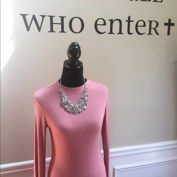 Dress - Picture 5 of 5